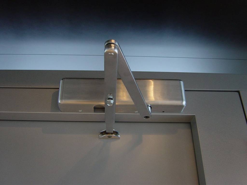 wie funktioniert Türschließer - Wie-funktioniert.com